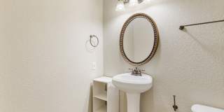 Immaculate 2 Bed 2 Bath Condo with Pikes Peak Views in D49!!! Gallery 19