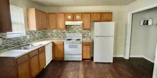 Must see 4 bedroom 2.5 bath townhouse with 1 car garage . Gallery 5