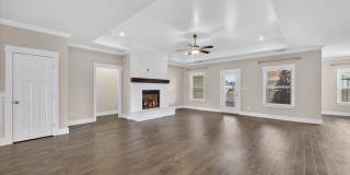 100 Bartram Way Gallery 18