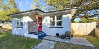 Beautifully Updated Cottage Near Downtown Pensacola with Massive Backyard + LAWN CARE INCLUDED! Gallery 1