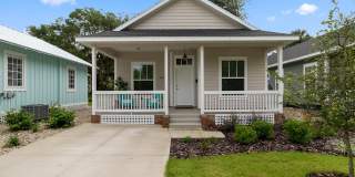 3 Bed/ 2 Bath Home Gallery 1