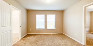 Spacious 4-Bedroom Townhome in Harmony – A Perfect Blend of Nature & Comfort! Gallery 19