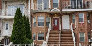 33 Summit Avenue Gallery 1