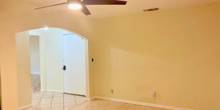 Beautifully Renovated 3 Bedroom Home in Royal Ridge Gallery 7
