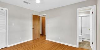 619 W 25TH Avenue Gallery 17