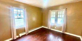 Charming 3 Bedroom Single Family Home Available Now!! Gallery 7