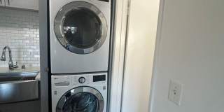 Top Floor Apartment, 1 Bed + 1 Car Garage, Long Beach Gallery 7