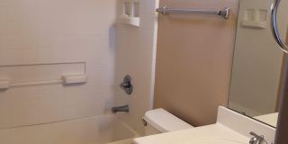 CONDO AVAILABLE NOW IN CONVENIENT CHANDLER LOCATION!!! Gallery 17