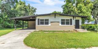 3 bedroom, Lakefront home for rent! Gallery 1