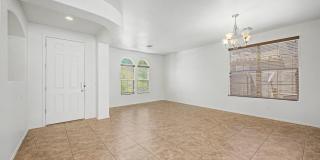 15102 W WESTVIEW Drive Gallery 4
