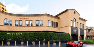 7181 E Camelback Road Gallery 24