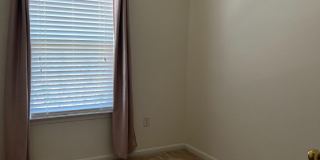 1606 TRESTLE Street Gallery 18