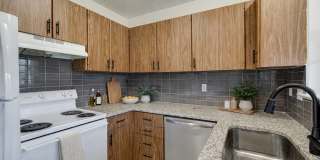 Sunset Rock Apartments Gallery 10