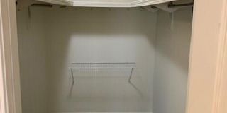 4006 Watkins Avenue Gallery 16