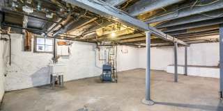 Beautiful 3 bedroom home in Pittsburgh available July 1! Gallery 22