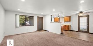 2 Bed / 1 Bath Home with Fenced Backyard in South Medford Gallery 5
