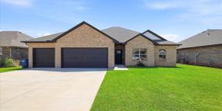 704 N Cottontail Way Gallery 1