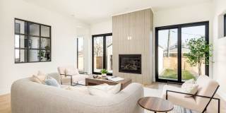 LUX 3BD, 4BA Sunnyside Home with Office and 2-Car Garage Gallery 9