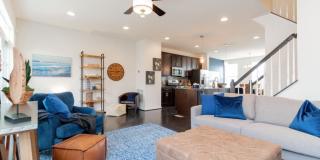 1329 GILMORE Street Gallery 17