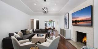 1733 Sunset Plaza Dr Gallery 34