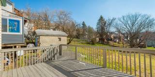 Stunning 3 bedroom home in Carrick available August 1! Gallery 25