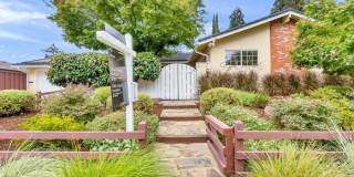 2330 Gill Port Lane Gallery 1