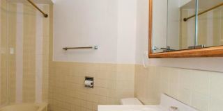 1425 N Dearborn Gallery 4