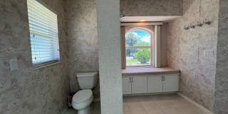 FURNISHED SHORT TERM RENTAL - 3 Bed / 2 Bath - Single Family Pool Home - $5,000/month ** Heated Swimming Pool **Canal View Gallery 30