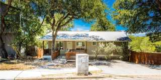 Stunning Renovation - New Hardwood flooring, tile in Kitchen. Granite countertops, breakfast bar Gallery 5