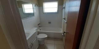 JUST REDUCED!!! 2/1.5/1 1000 Sq. Ft. NEW AC!!!Spacious living room, Lanai, fenced in yard, and tile floors thoughout! Gallery 10