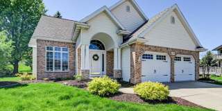 Beautifully updated 4 bedroom home in Southbridge, Waunakee Gallery 1