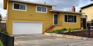 Awesome Commuter Location 3 Bedroom 2 Bath Awesome Commuter Location 3 Bedroom 2 Bath Gallery 1