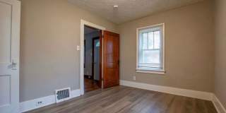 Beautiful 4 bed, 2 bath home for rent in the heart of Omaha! Gallery 15