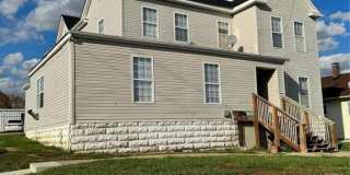 215 E Cherry Street Gallery 1