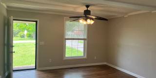 For Lease - 3 Bed, 1 Bath Home in the Heart of Gallatin! Gallery 5