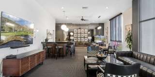 2323 N Central Avenue Gallery 20