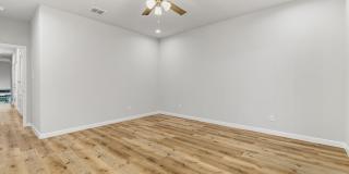 505 LINDEN AVE Gallery 30