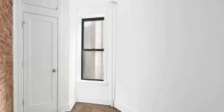59 E 7th St Apt 18 Gallery 4