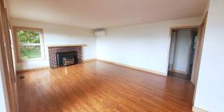 Bayview Condo 2 Bedrooms with Gas Fireplace  - S State St Gallery 45
