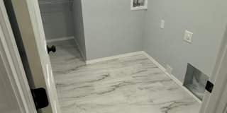 419 Georgia Street North Gallery 23
