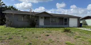 212 Davis Road Gallery 1