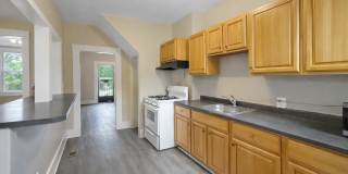 Modern Finishes, In-Unit Laundry & Bright Living Spaces Gallery 3