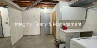 2 Bed/2.5 Bath Townhome, 1102 sq ft, 1811 S Quebec Way #236 Gallery 5