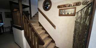 Large furnished 4 bedroom home with 2 car garage Gallery 31