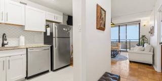 5225 Pooks Hill Road Gallery 12