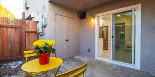 1320-1330 S Juniper Street Gallery 22