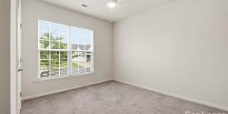 162 White Apple Way Gallery 18