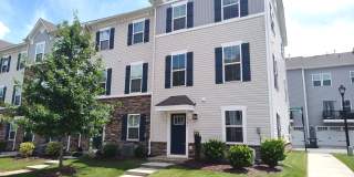 Beautiful End Unit Townhome located in the Towns at Mallard Mills community! Gallery 1