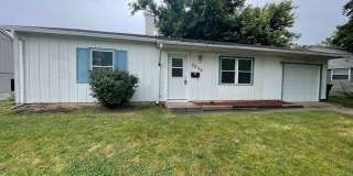 3 Bedroom House W/ A Garage! Gallery 1
