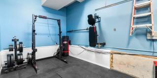 700 N Surrey Ave Gallery 40